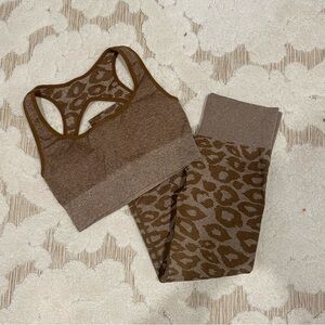 NVGTN Brown Leopard Print Sports Bra and Leggings Set L